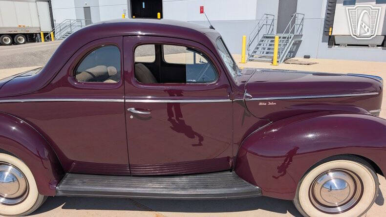 1940 Ford Deluxe