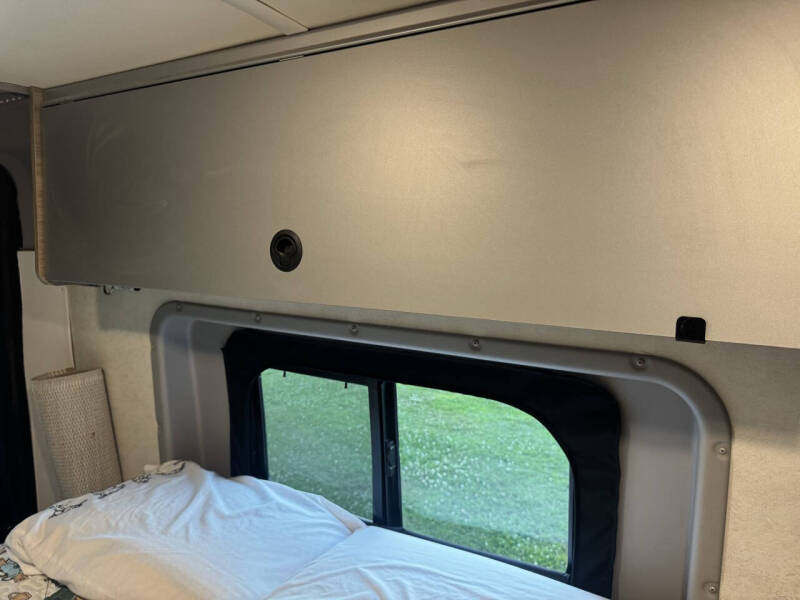 2022 Winnebago Solis 59PX