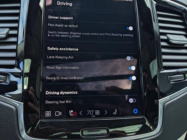 2023 Volvo XC90 B6 Plus Bright Theme 7P