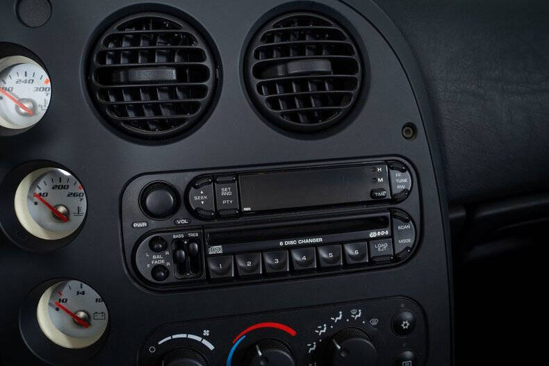 2003 Dodge Viper SRT-10