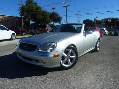 2001 Mercedes-Benz SLK for sale at Das Autohaus Quality Used Cars in Clearwater FL