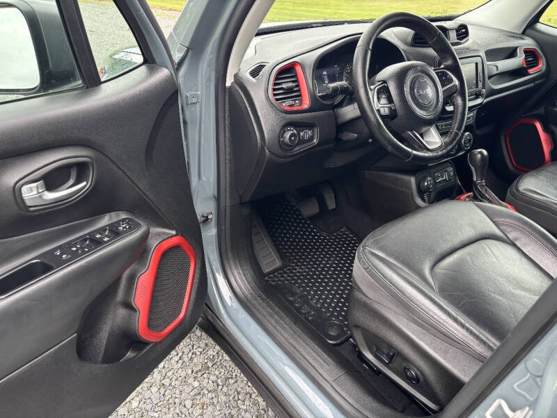 2017 Jeep Renegade Trailhawk