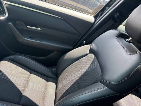 2023 Mazda CX-50 2.5 S Preferred Plus
