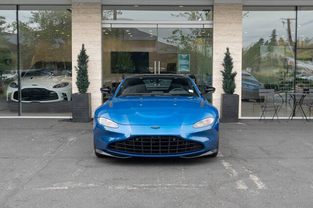 2022 Aston Martin Vantage 11