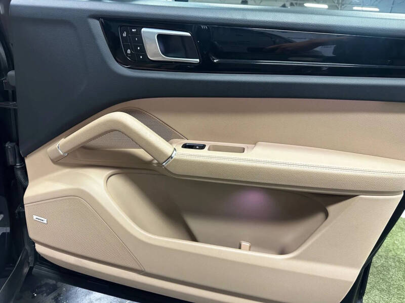 2022 Porsche Cayenne