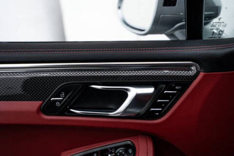 2025 Porsche Macan GTS