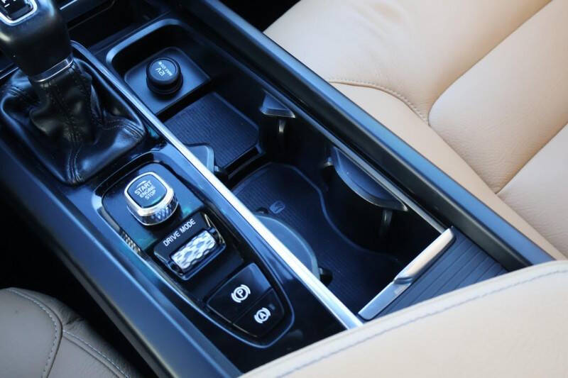 2020 Volvo XC60 T5 Momentum