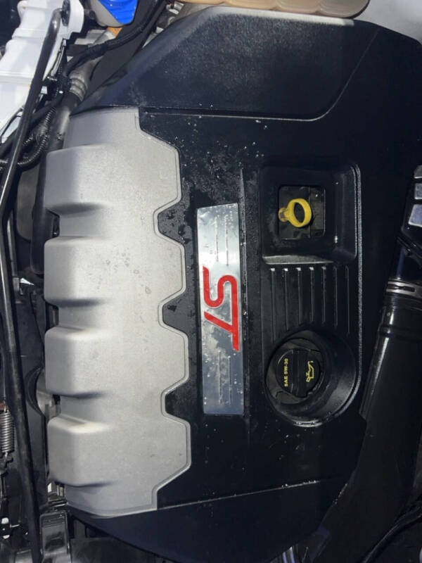 2017 Ford Focus ST