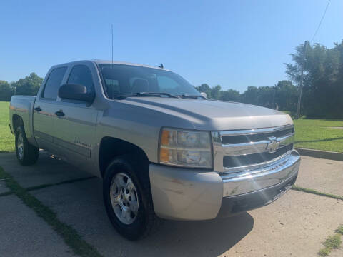 2007 Chevrolet Silverado 1500 for sale at Xtreme Auto Mart LLC in Kansas City MO