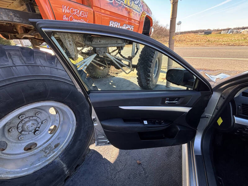 2011 Subaru Legacy 2.5i Premium