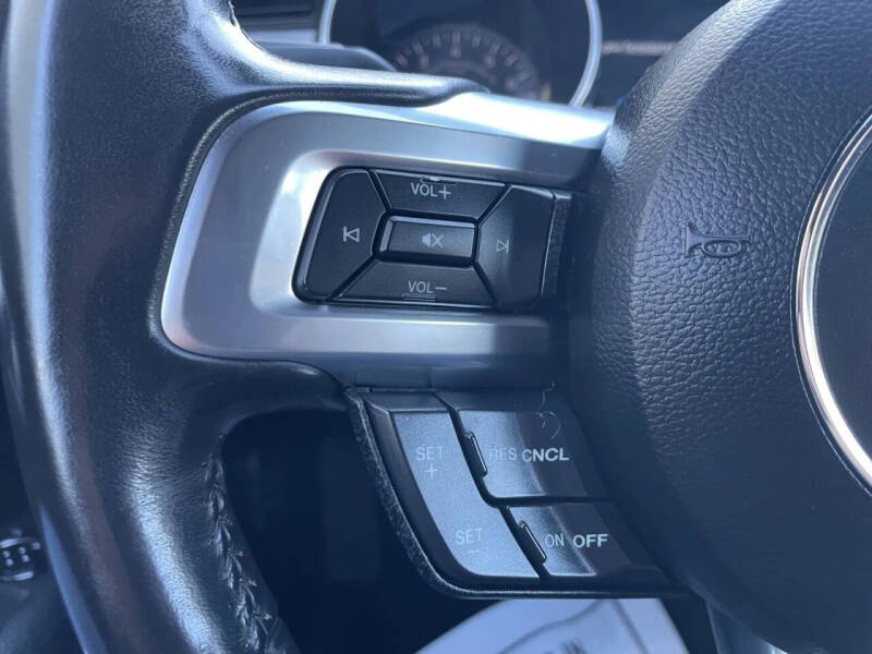 2022 Ford Mustang EcoBoost Premium