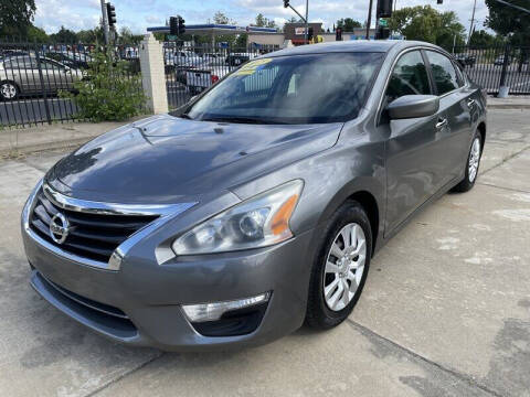 grey 2015 nissan altima