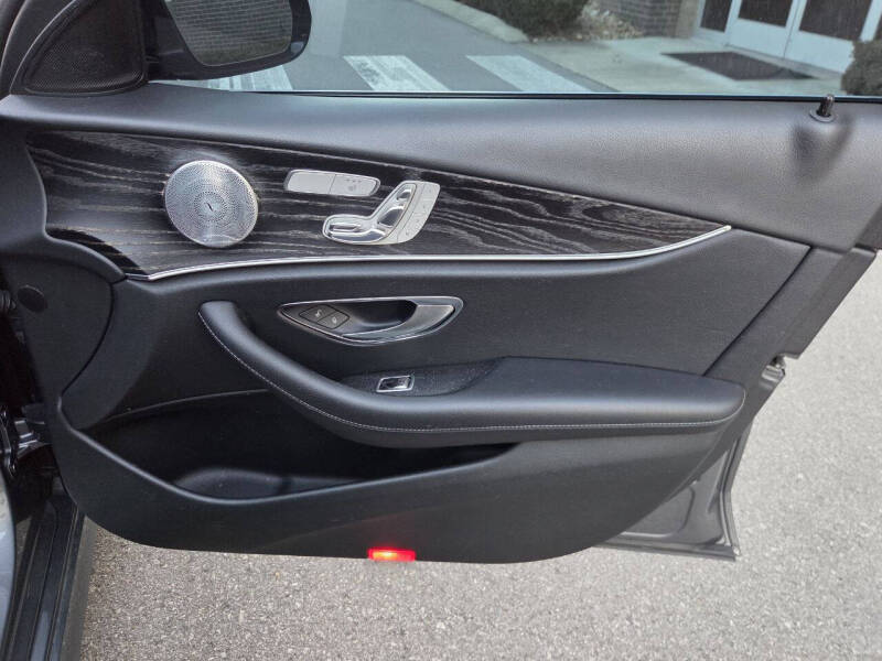 2017 Mercedes-Benz E-Class E 300 4MATIC