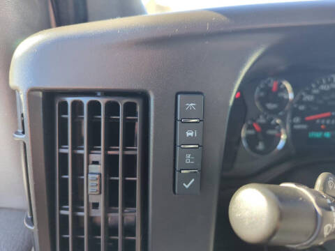 2024 Chevrolet Express 2500