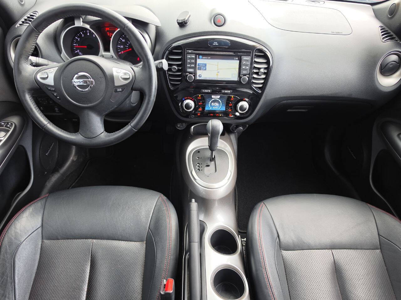 View vehicle photo 7