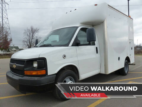 2007 Chevrolet Express Cutaway for sale at Macomb Automotive Group in New Haven MI