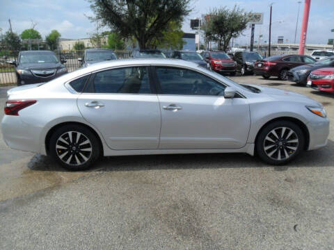 2017 Nissan Altima 2.5 SR