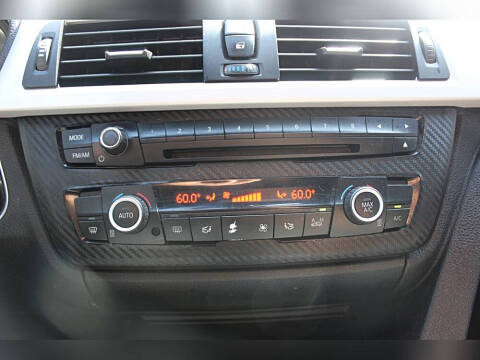 2015 BMW 3 Series 320i