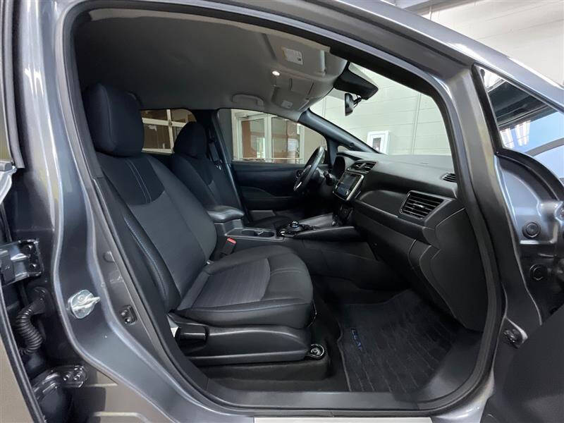 2024 Nissan LEAF SV PLUS