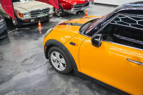 2016 MINI Hardtop 4 Door Cooper