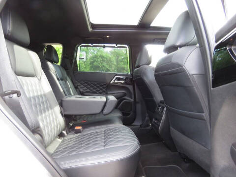 2023 Mitsubishi Outlander SEL