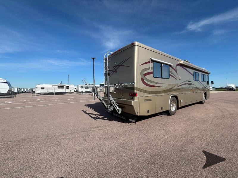 2002 Country Coach ALLURE