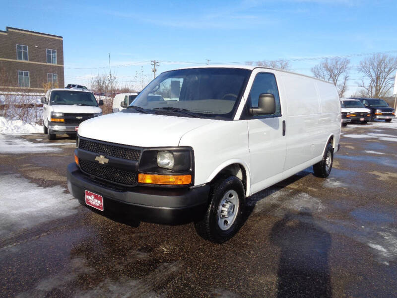 2014 Chevrolet Express Cargo Work Van's photo