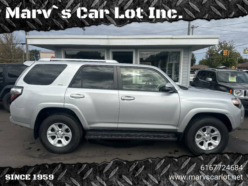 2018 Toyota 4Runner SR5's photo