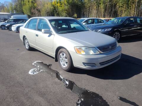 2002 Toyota Avalon for sale at TR MOTORS in Gastonia NC