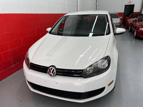 2012 Volkswagen Golf for sale at AVAZI AUTO GROUP LLC in Gaithersburg MD