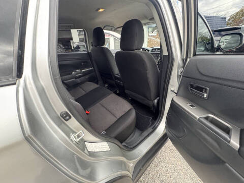 2019 Mitsubishi Outlander Sport SE