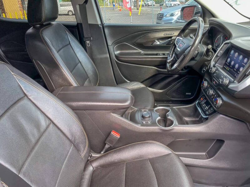 2021 GMC Terrain SLT