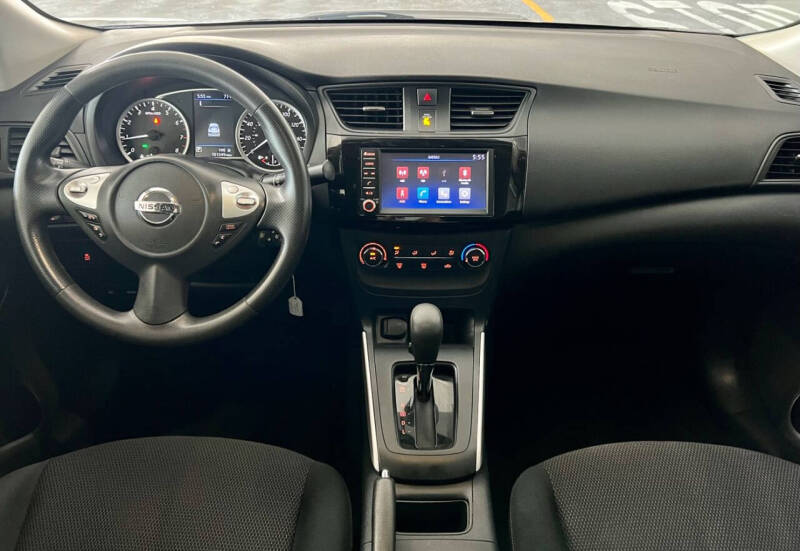 2019 Nissan Sentra null photo 15