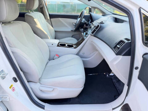 2011 Toyota Venza AWD 4cyl