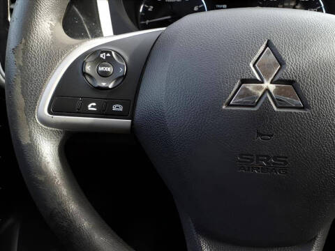 2020 Mitsubishi Outlander ES