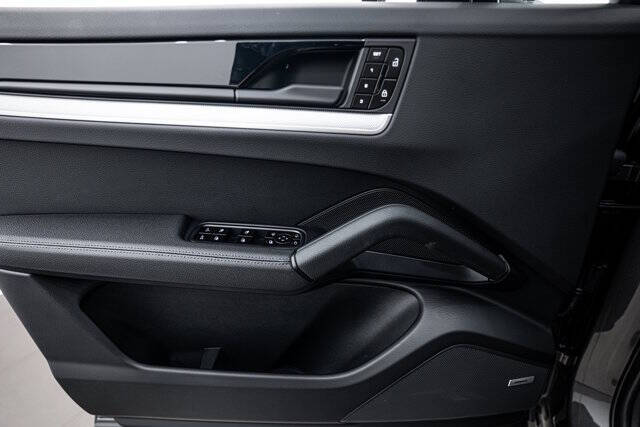 2025 Porsche Cayenne