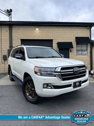 2020 Toyota Land Cruiser Heritage Edition