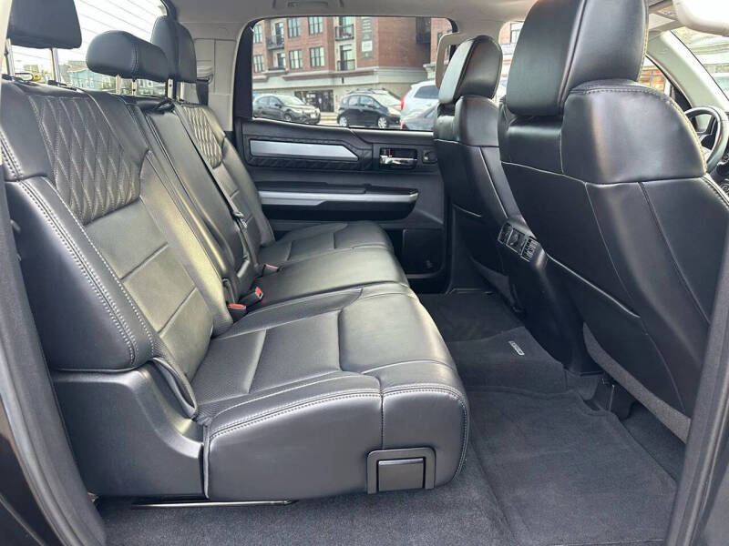 2019 Toyota Tundra Platinum