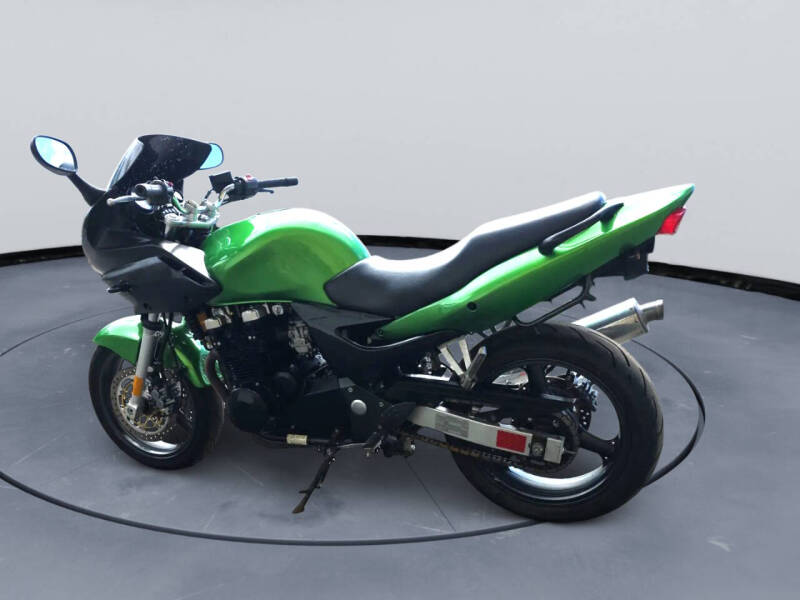 2001 Kawasaki ZR750