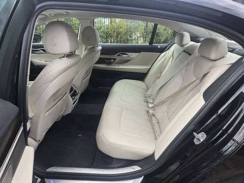 2018 BMW 7 Series 740i