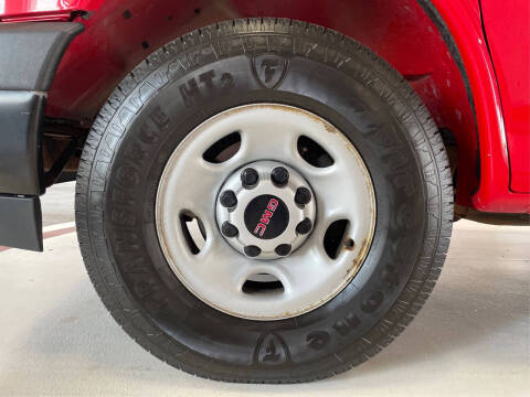 2017 GMC Savana 3500