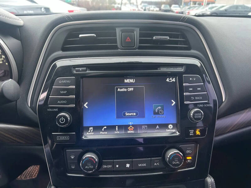 2016 Nissan Maxima Platinum