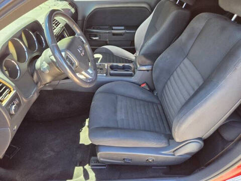 2014 Dodge Challenger SXT