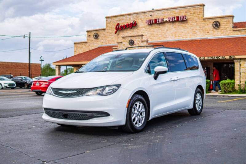 2021 Chrysler Voyager for sale at Jerrys Auto Sales in San Benito TX