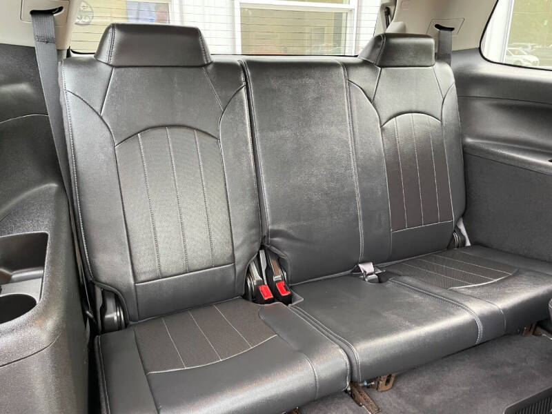 2016 GMC Acadia Denali