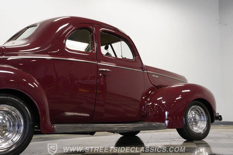 1940 Ford Deluxe