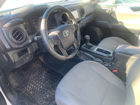 2019 Toyota Tacoma SR