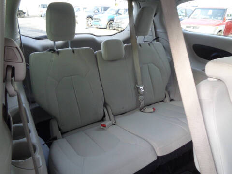 2017 Chrysler Pacifica LX