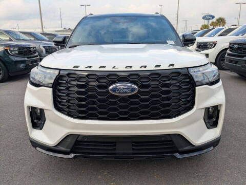 2025 Ford Explorer ST-Line