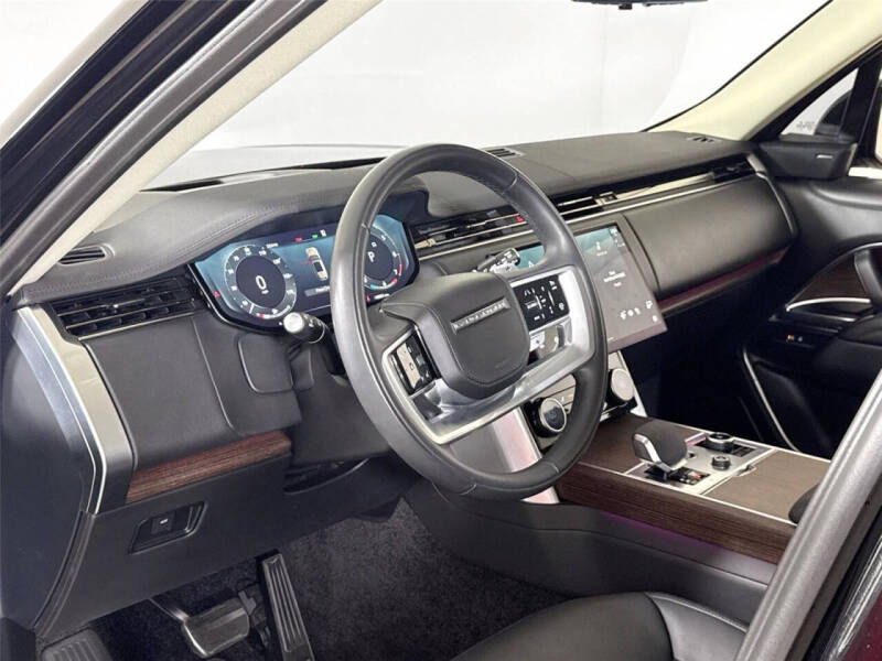 2023 Land Rover Range Rover P530 SE LWB